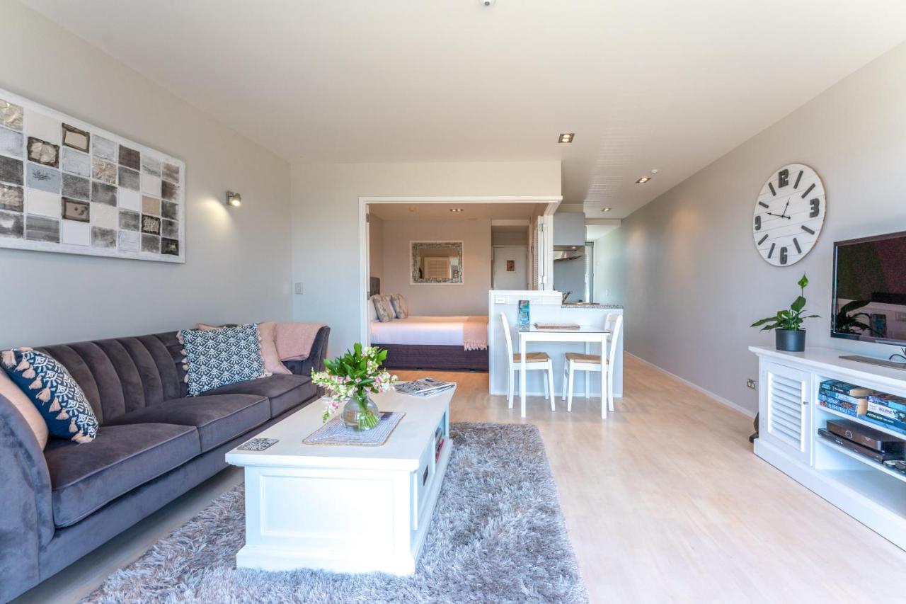 Oneroa Bay Villas Extérieur photo