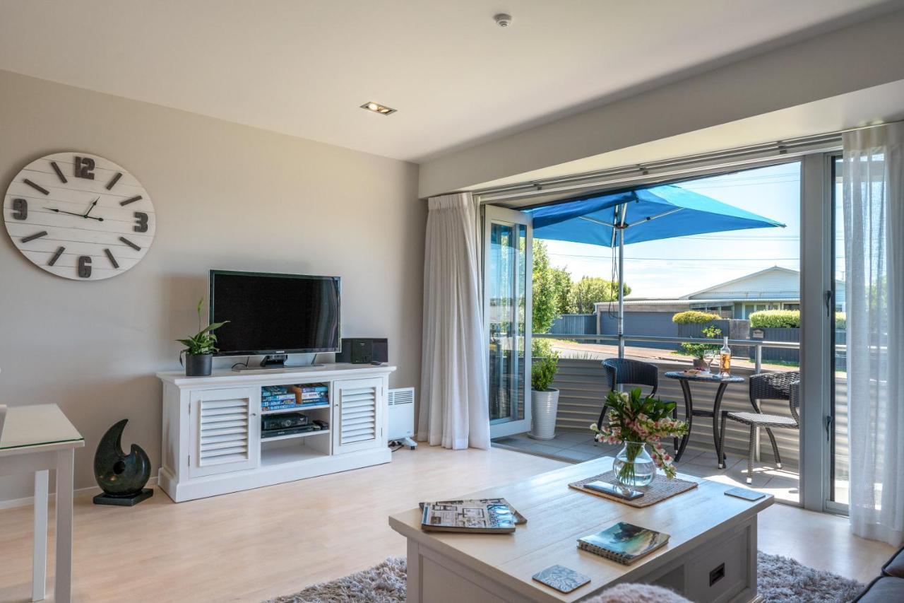 Oneroa Bay Villas Extérieur photo